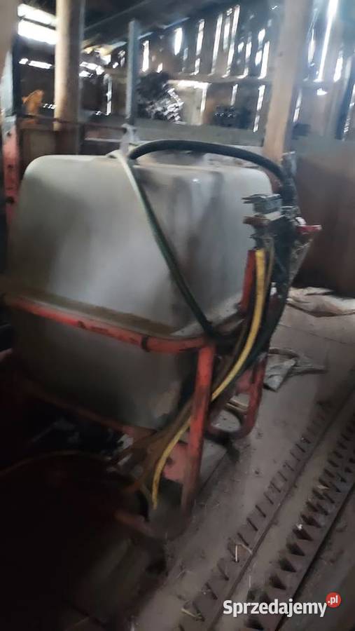 Opryskiwacz zawieszany jugosłowiański nieuszkodzony Niżatyce