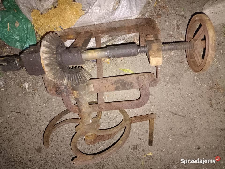 wiertarka kowalska imadło kowalskie obrotowe Izbica Kujawska