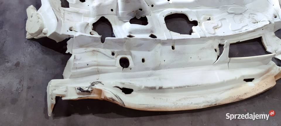 WYGŁUSZENIE ŚCIANY GRODZIOWEJ AUDI Q3 83B863947A Przystajń sprzedam
