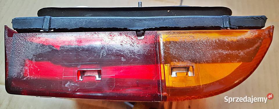 Lampa tylna lewa Peugeot 205 83r89 r wielkopolskie Ostrów Wielkopolski