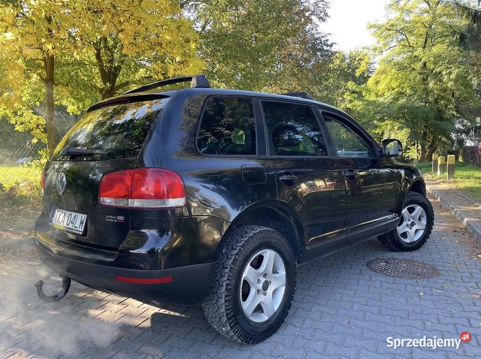 Volkswagen Touareg 25TDI 174 4x4 2004 HAK Rok produkcji 2004 Pińczów
