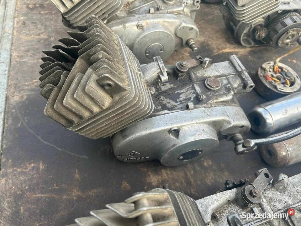 Simson s 50 silniki 5 sztuk plus części Silniki