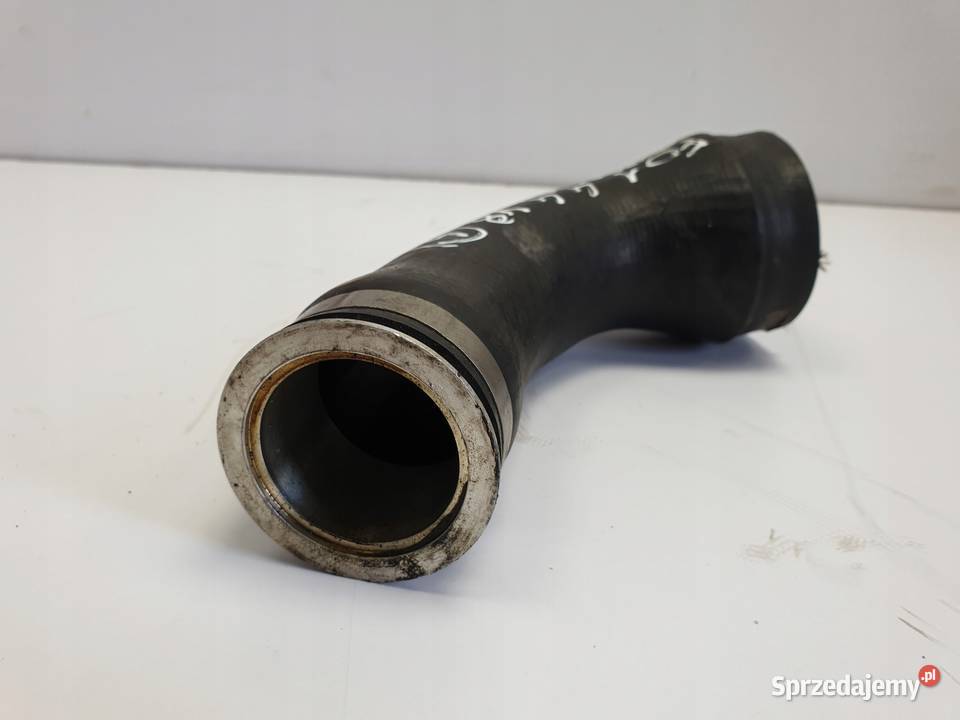 BMW F01 F02 750 i 44 V8 PRZEWÓD wąż INTERCOOLERA Rudka