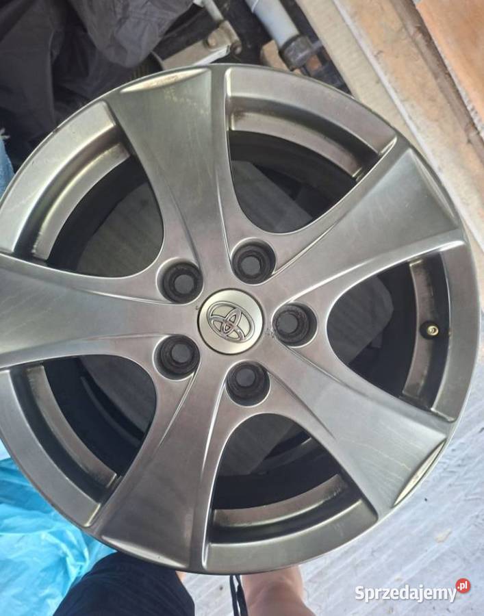 Toyota oryginalne felgi aluminiowe R16 5x1143 Parysów sprzedam