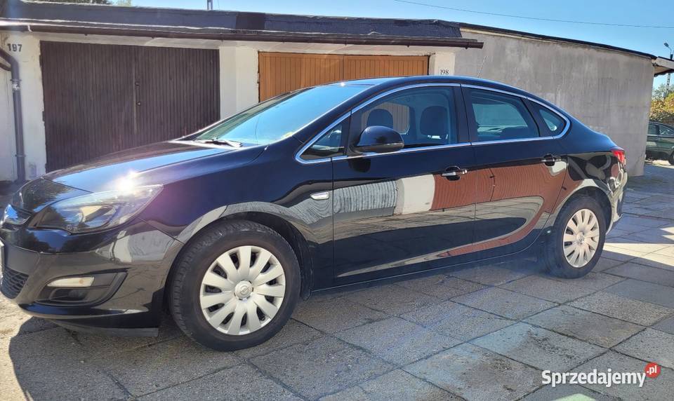 OPEL ASTRA J 14T 140 LPG SALON 2017 światła LED Jastrzębie-Zdrój sprzedam