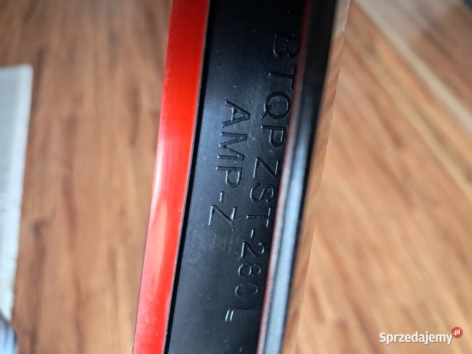 nowe czarne z połyskiem dokładki do zderzaka świętokrzyskie