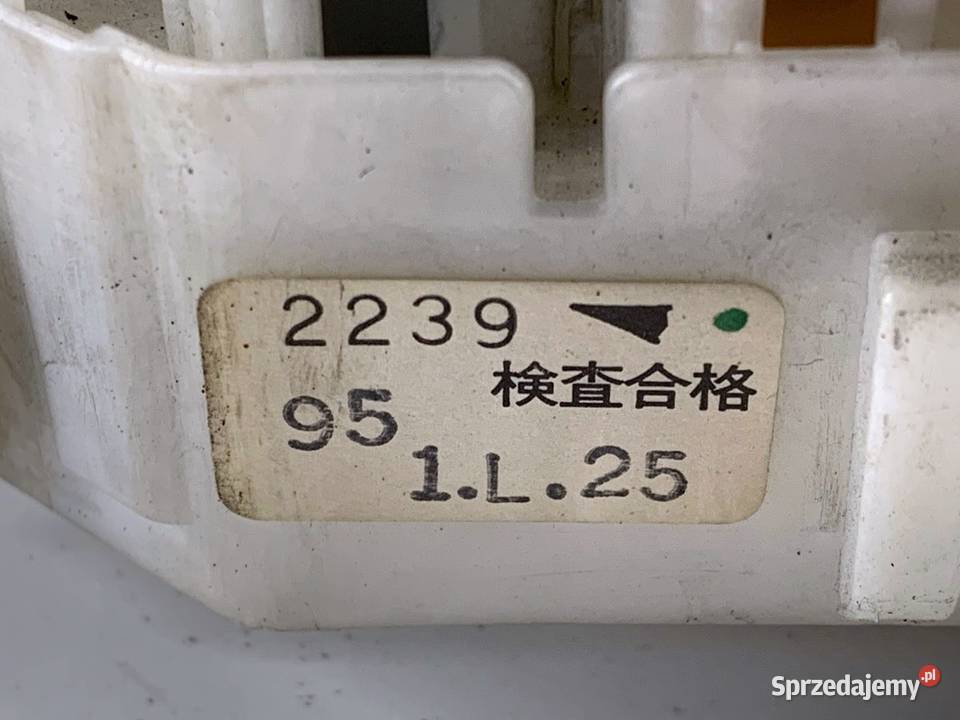 SKRZYNKA BEZPIECZNIKÓW TOYOTA RAV 4 II SUV 0005 Motoryzacja