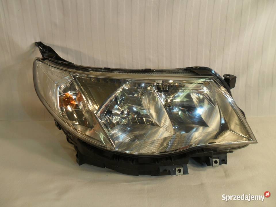 LAMPA PRAWY PRZÓD SUBARU FORESTER III 2008 EU osobowe Nowy Tomyśl