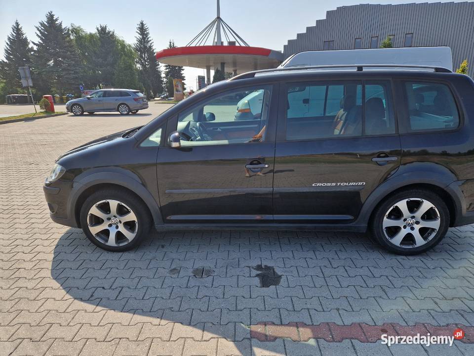 VW CROSS TOURAN pomorskie