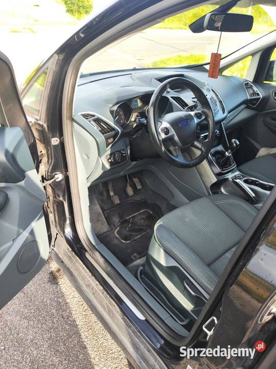 Ford c Grand sam parkuje 182 benzyna Olsztyn