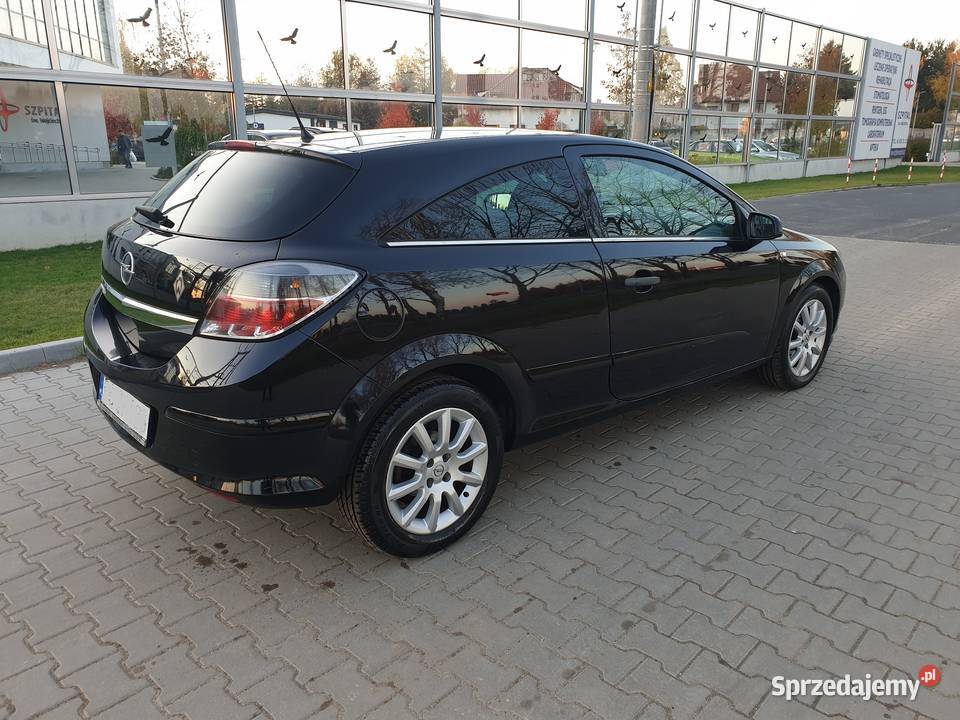 Opel Astra 14 Benzyna 2009r LIFT I właściciel światła przeciwmgielne Opel Poznań