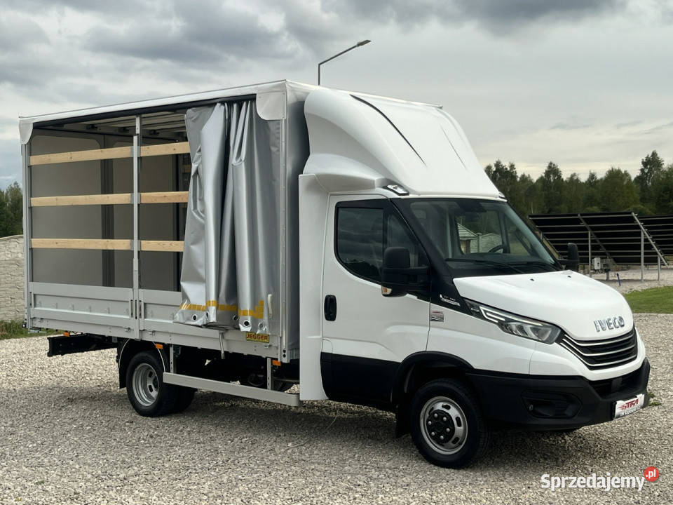 Iveco Daily 50C18 HiMatic Firana8palDrzwiTylne welurowa tapicerka Daleszyce