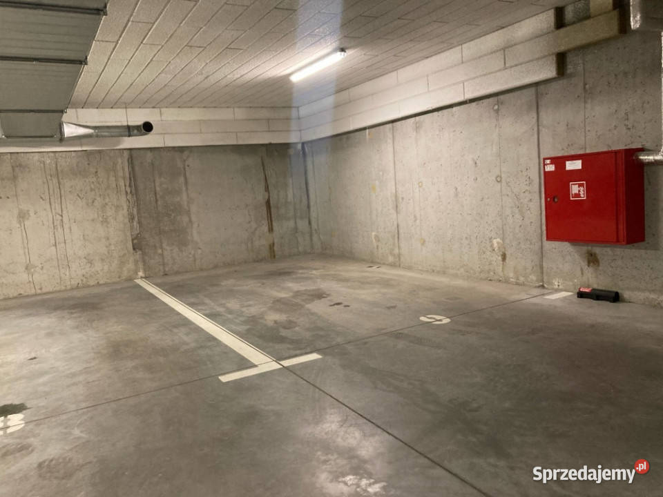 Miejsce postojowe w garażowcu Nowa Cukrownia 15m2 Szczecin