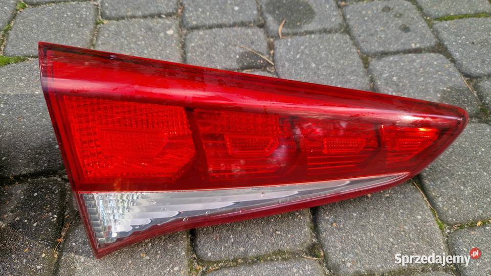 LAMPA LEWA THYUNDAI YŁ TYLNA 92403D3 TUCSON 3 osobowe Chełm sprzedam