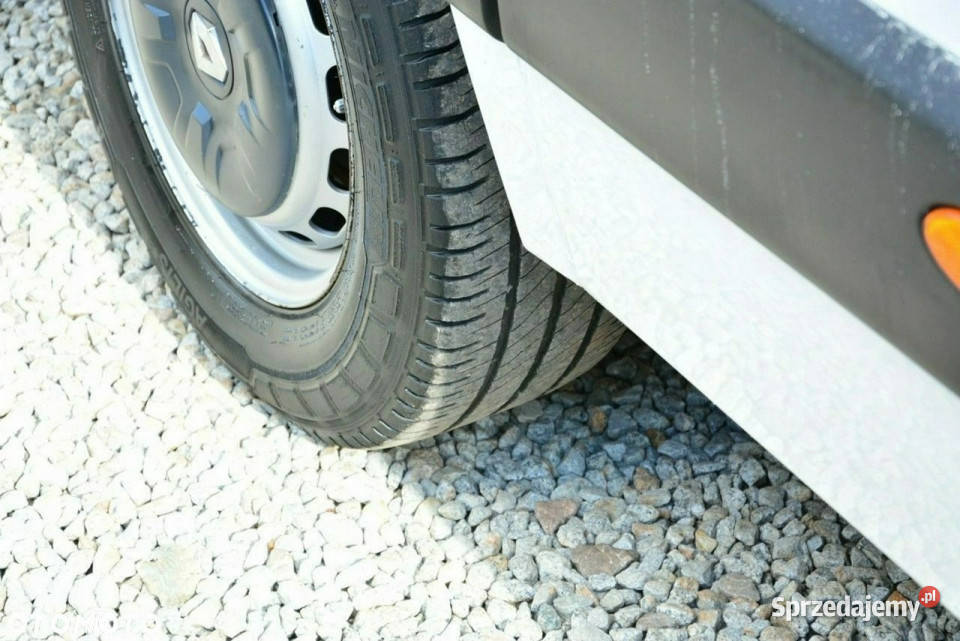Renault Master najdłuższy najwyższy L4H3 7 manualna