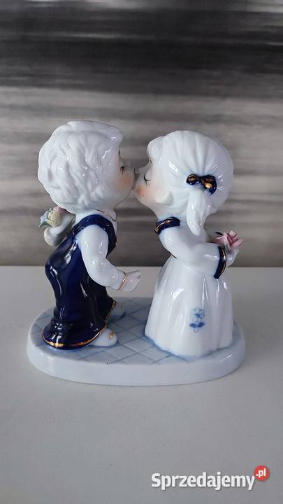 Figurka chłopczyk z dziewczynką Piekary Śląskie