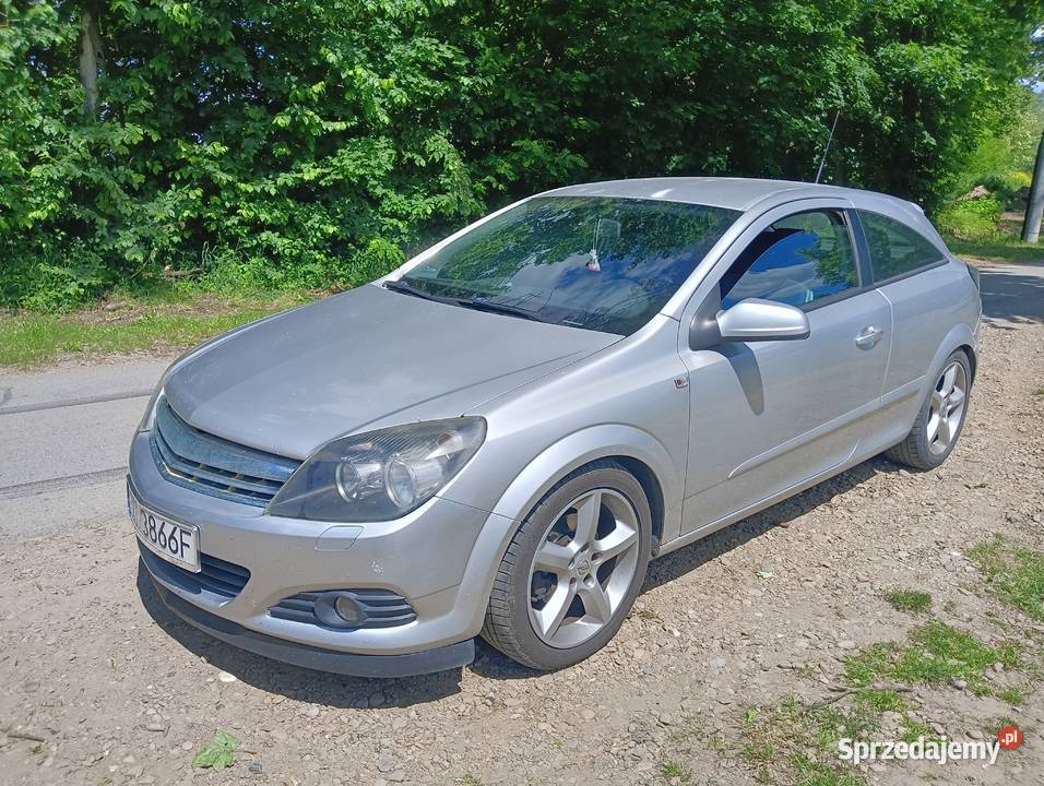 Opel Astra H GTC Rok produkcji 2005