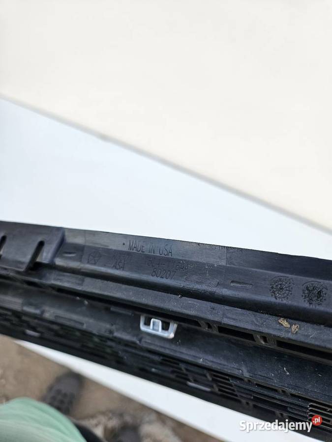 DODGE CHALLENGER KRATKA GRILL ATRAPA ZDERZAKA wielkopolskie Międzychód sprzedam
