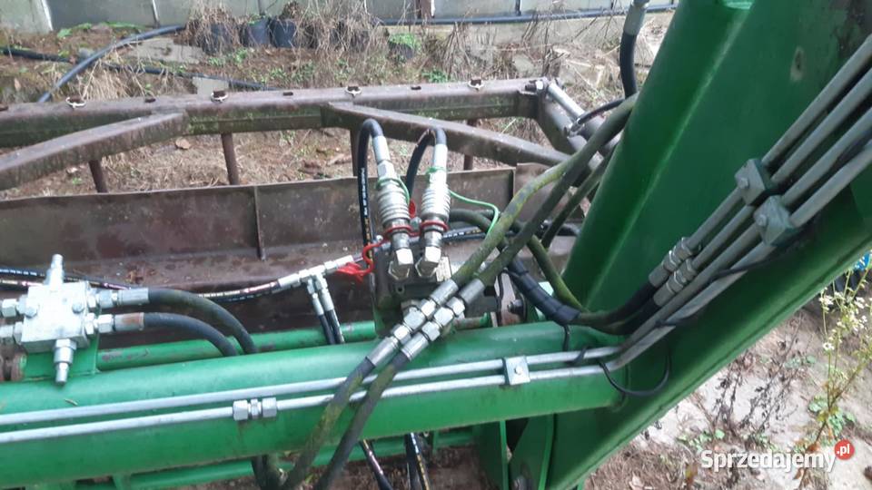 Ładowacz czołowy z adaptacją do John Deere 1640 Nałęczów