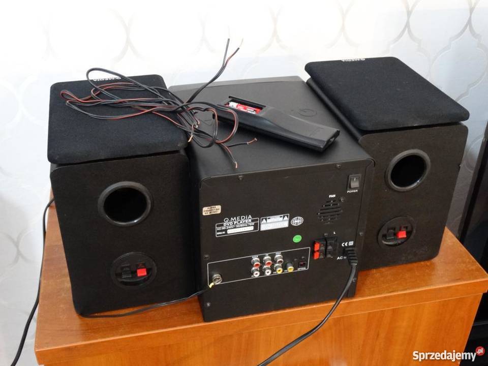 Wieża QMedia Radio DVD TV ekran 7 USB SDMMC Wieże i miniwieże podkarpackie