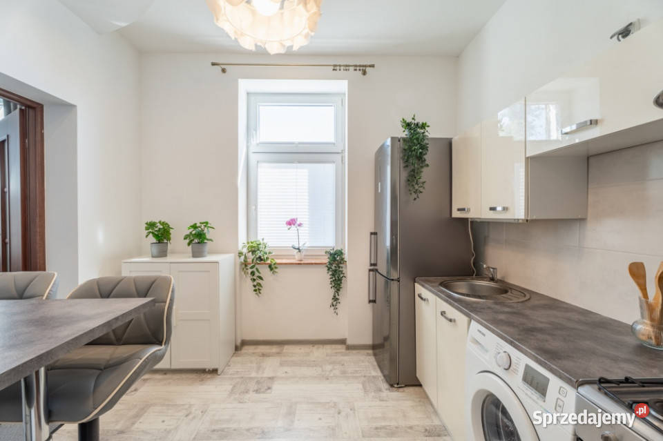 2 pokoje oddzielna kuchnia garaż Szczecin