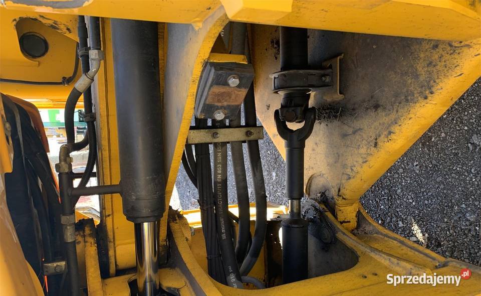 JCB 436E HT Pod Górami