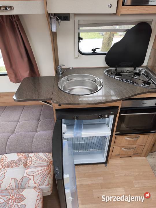 Wynajem przyczep kempingowych Transport Jaworzno wynajem auta
