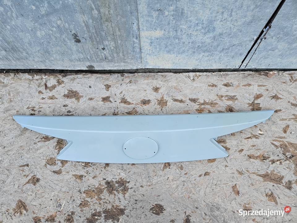 TOYOTA AURIS II KOMBI BLENDA KLAPY BAGAŻNIKA TYŁ Międzychód