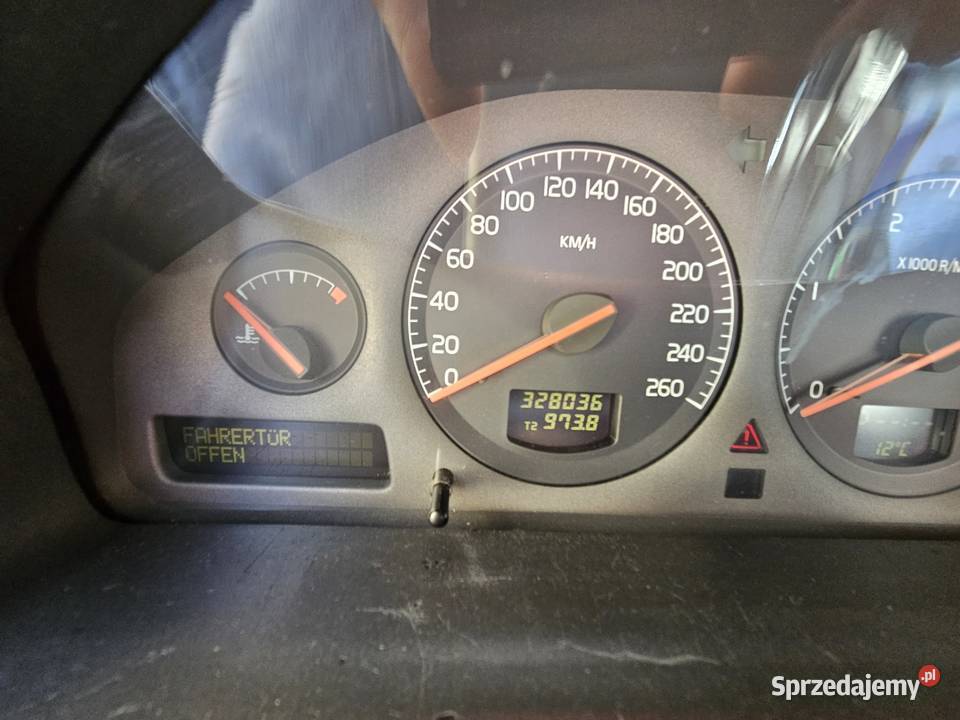 Syndyk sprzeda samochód Volvo S80 100 wartości Poznań sprzedam
