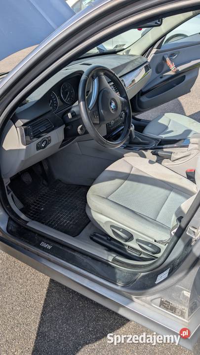 BMW 318i E90 LCI 2009 143 Manual 285 000 143KM Olsztyn