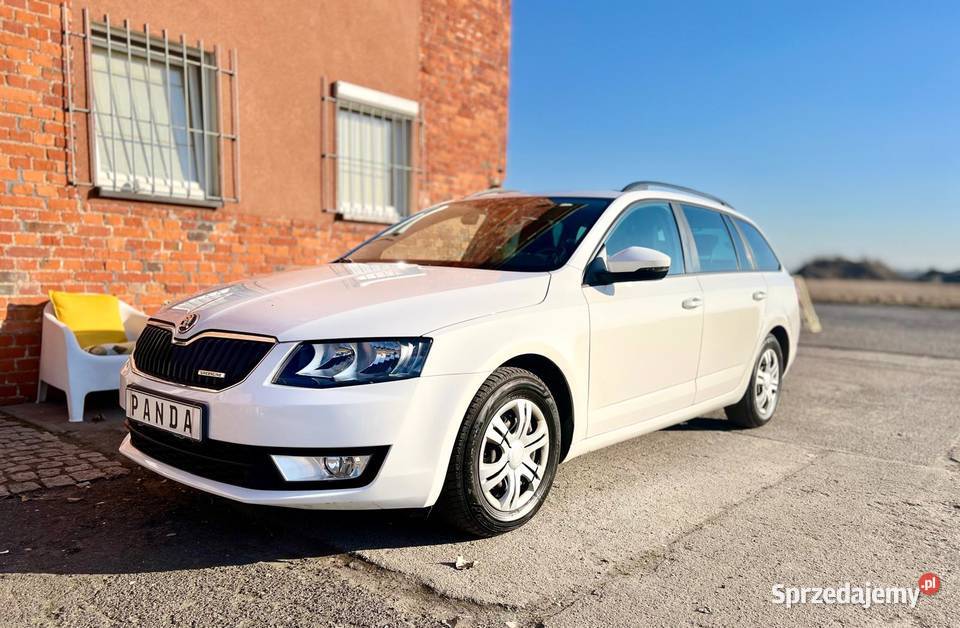 Skoda Octavia III Combi biała Legnica