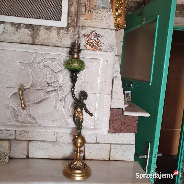 Figuralnasprawna lampa naftowa z brązu