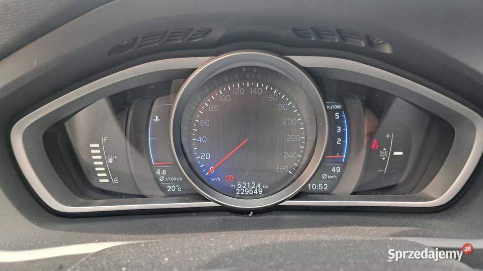 Sprzedam Volvo V40 rdesign bluetooth Ciechów