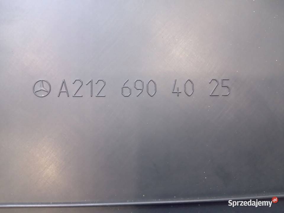 OSŁONA SŁUPKA PRAWA DOLNA MERCEDES EKLASA W212
