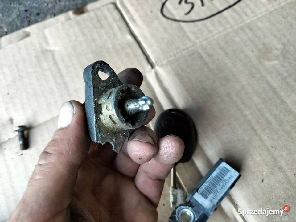 ZAMEK KLAPY MASKI KLUCZYK FORD MONDEO MK3 osobowe sprzedam