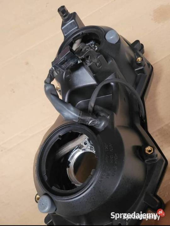 Triumph Tiger 800 XRX LAMPA REFLEKTOR PRZÓD wielkopolskie Nowy Tomyśl sprzedam