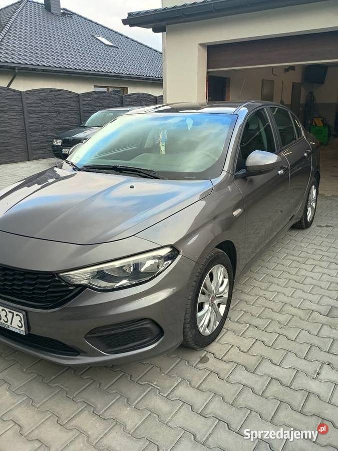 Fiat tipo 2016 sedan pierwszy właściciel centralny zamek Tipo Radostowice