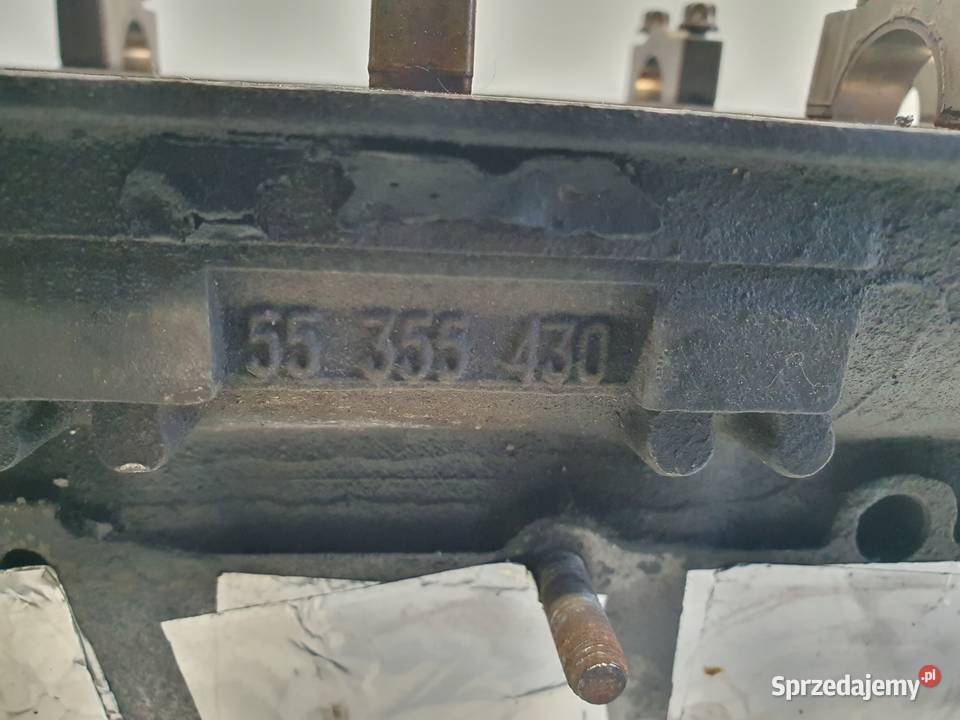 Opel Corsa D 12 16V GŁOWICA CYLINDRÓW 55355430 osobowe Rudka