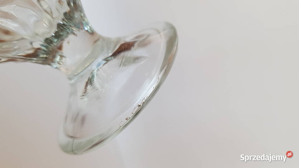 Wazon z liściem liśćmi flet Ząbkowice szkło PRL