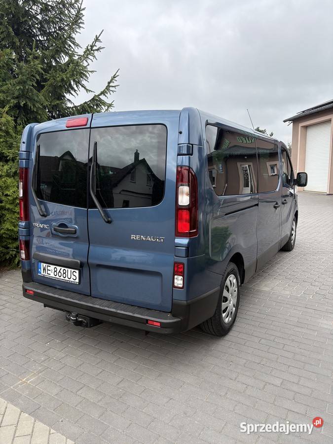 RENAULT TRAFIC 16 dCi 121 2018 8 OSÓB 6 BIEGÓW 1598cm3 Dolna Grupa