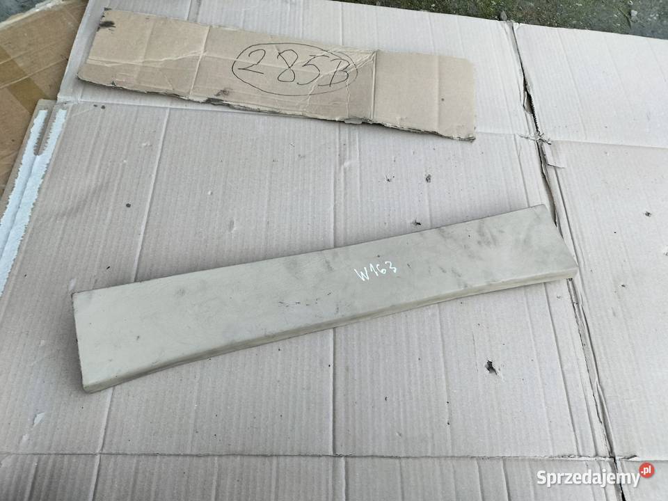 Mercedes ML W163 LISTWA PODSUFITKI A1636900025 osobowe Kamień-Kolonia