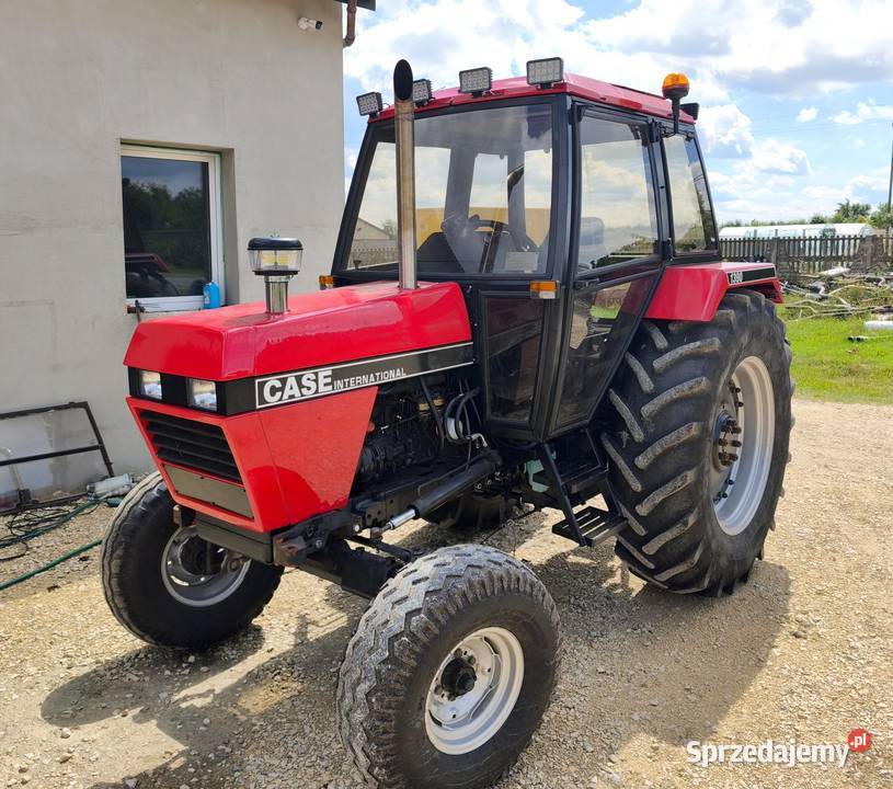 case 1390 Kabina Case Sławno