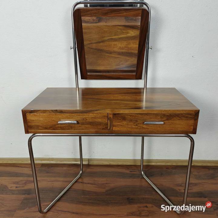 Autorski projekt toaletki inspirowany stylem Warszawa