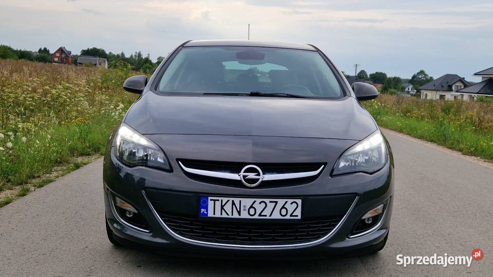 Astra j 14 t cosmo skóry Oryginał lakier Serwis ASR (kontrola trakcji) Końskie