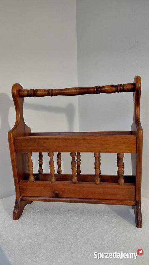 Gazetnik dębowy Pozostałe Krzykawa