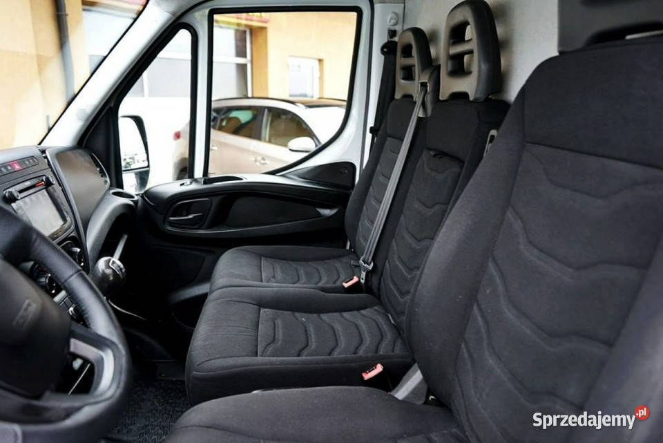 Iveco Daily 23HPI Klima NAVI kamera 145 2015r klimatyzacja