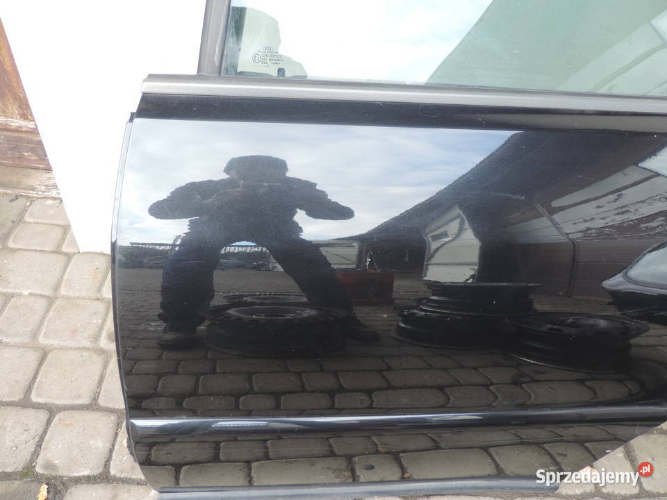 AUDI A4 B5 FL SEDAN DRZWI LEWE TYLNE LZ9W Drzwi Nowy Sącz sprzedam