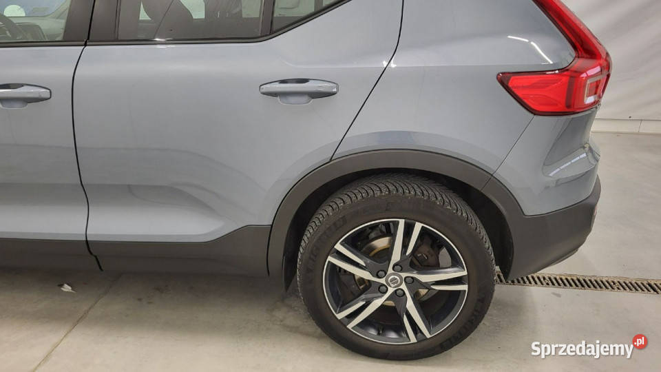 Volvo XC 40 B4 B AWD RDesign aut XC 40 Grójec