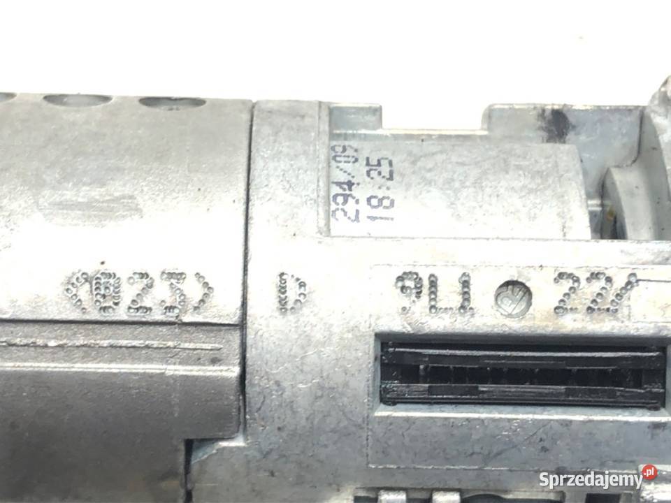 STACYJKA DACIA SANDERO 14 75 KLUCZYK podkarpackie