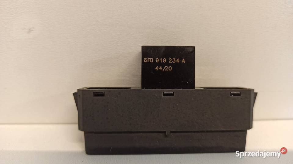 SEAT IBIZA KONTROLKA AIRBAG PANEL 6F0919235A osobowe Panele sterowania, przełączniki